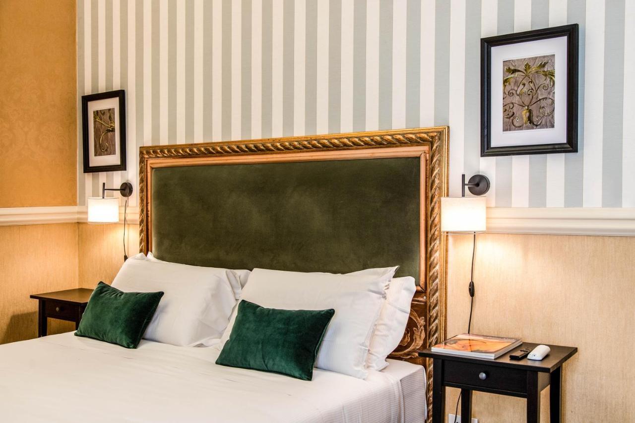 Royal Arthouse Luxury - Palazzo Caracciolo D'arena * Naples