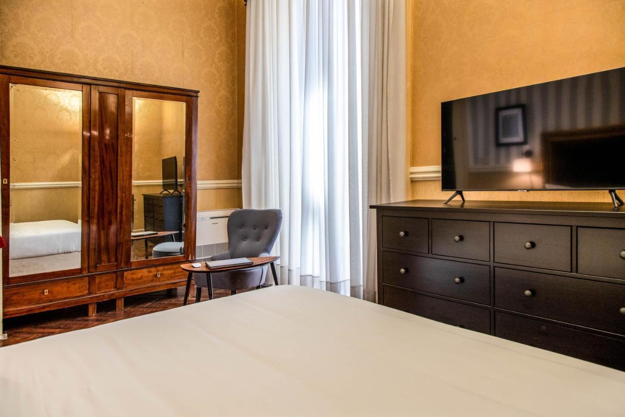 Apartment Royal Arthouse Luxury - Palazzo Caracciolo D'arena Naples