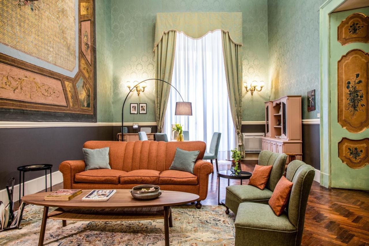 Apartment Royal Arthouse Luxury - Palazzo Caracciolo D'arena